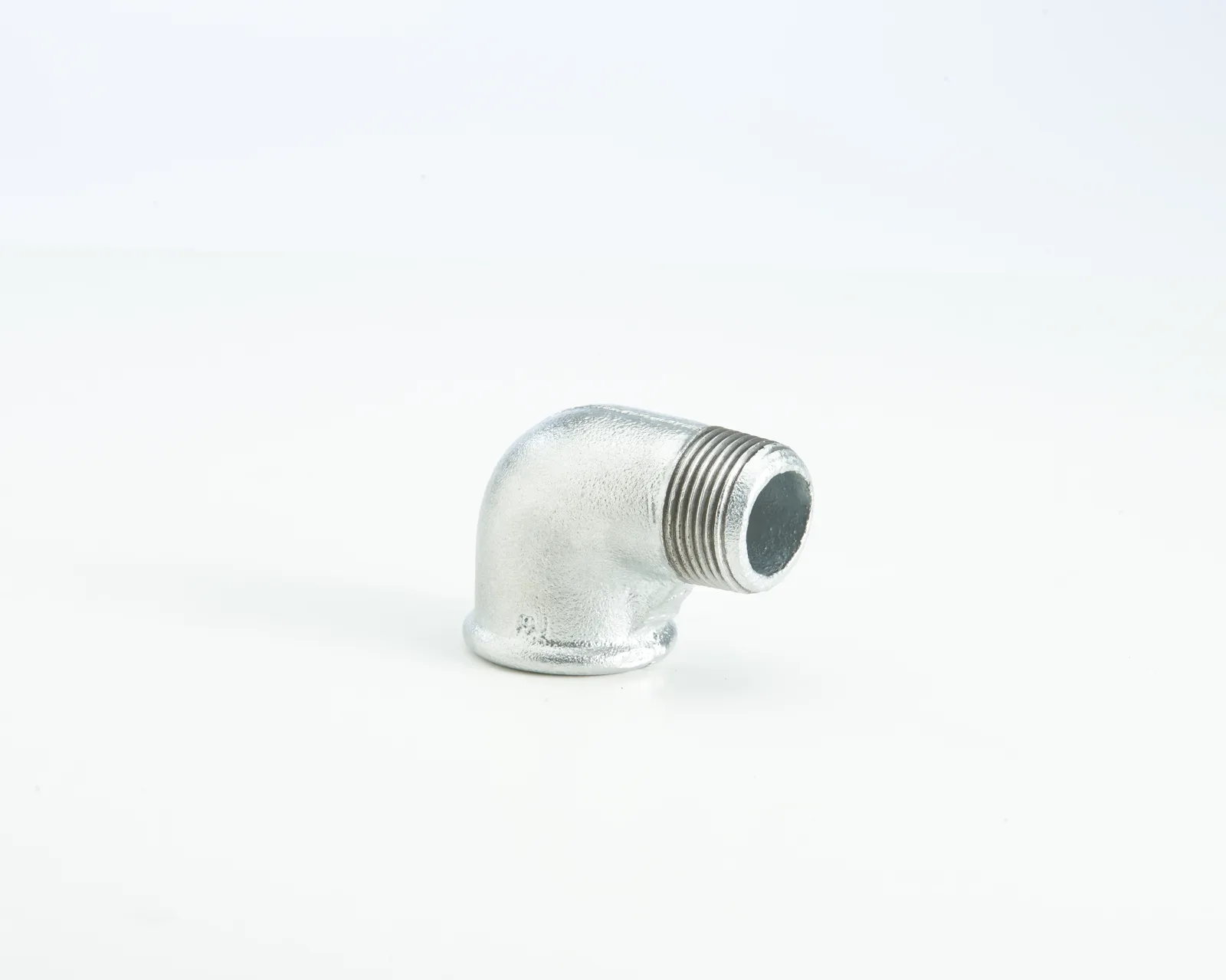 90° Kuyruklu Dirsek